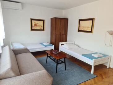 Apartmaji ob morju Šparadići, Šibenik - 21600