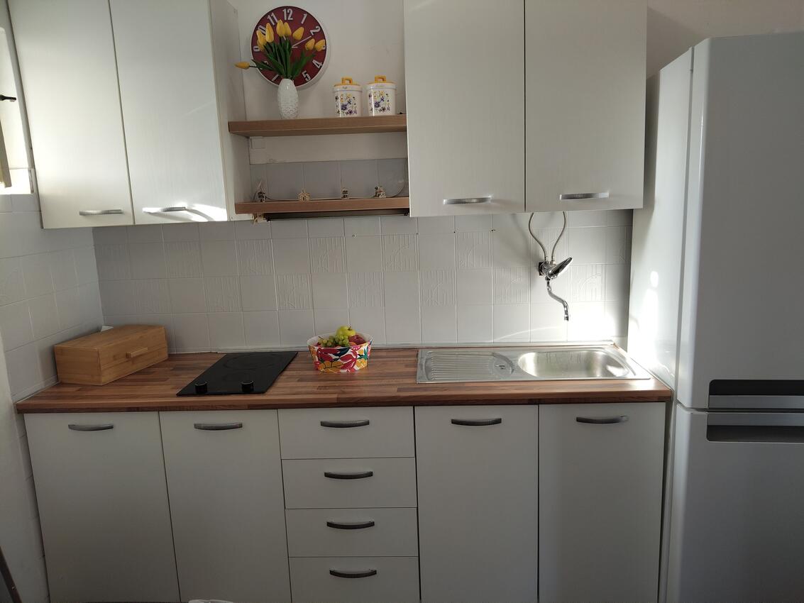 Casa vacanze con parcheggio Grebastica, Sebenico - Šibenik - 21606