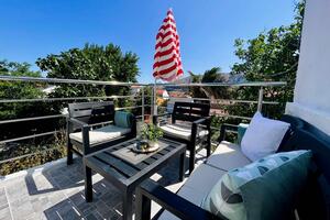Háromszobás apartman Baska Háromszobás apartman Baska, Krk (A-21613-a)