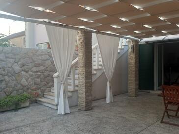 Appartements avec parking Susica, Ugljan - 21618