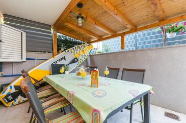 Třípokojový apartmán Kaštel Kambelovac, Kaštela (A-21645-a(