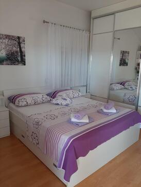 Apartmány s parkovištěm Kaštel Kambelovac, Kaštela - 21645