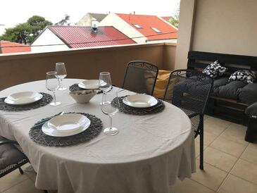 Enosobni apartma Novalja, Pag (A-21646-b(