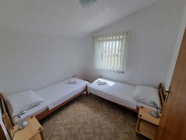Apartmanok a tenger mellett Vir - 21649