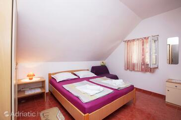 Ferienwohnungen am Meer Tisno, Murter - 21657