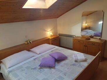 Apartmanok parkolóhellyel Malinska, Krk - 21684