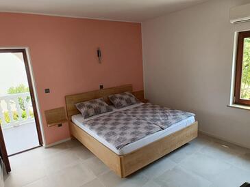 Ferienwohnungen am Meer Malinska, Krk - 21688