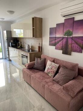 Apartmaji ob morju Vantačići, Krk - 21690