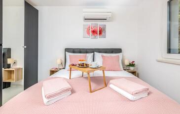 Apartmaji ob morju Vantačići, Krk - 21690