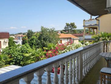 Apartments with parking space Malinska, Krk - 21693 Adriatic.hr
