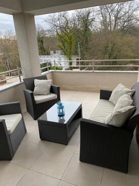 Apartmanok parkolóhellyel Vantacici, Krk - 21694