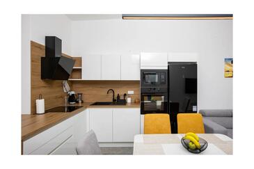 Апартаменты у моря Вантачичи - Vantačići, Крк - Krk - 21704