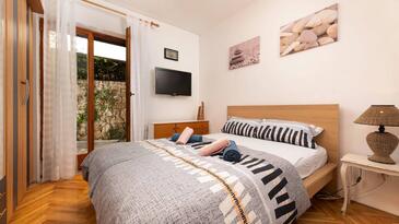 Ferienwohnungen mit Parkplatz Malinska, Krk - 21727