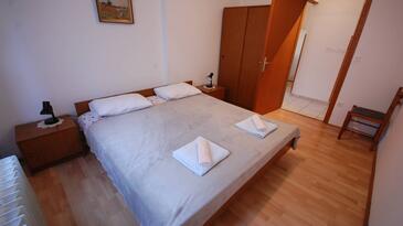 Appartamenti con parcheggio Gnivizze - Njivice, Veglia - Krk - 21728