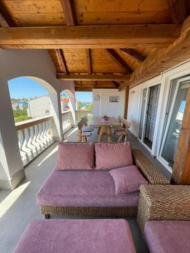 Apartamentos con parking Privlaka, Zadar - 21749