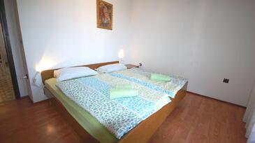 Appartamenti con parcheggio Gnivizze - Njivice, Veglia - Krk - 21762