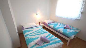 Appartamenti con parcheggio Gnivizze - Njivice, Veglia - Krk - 21762