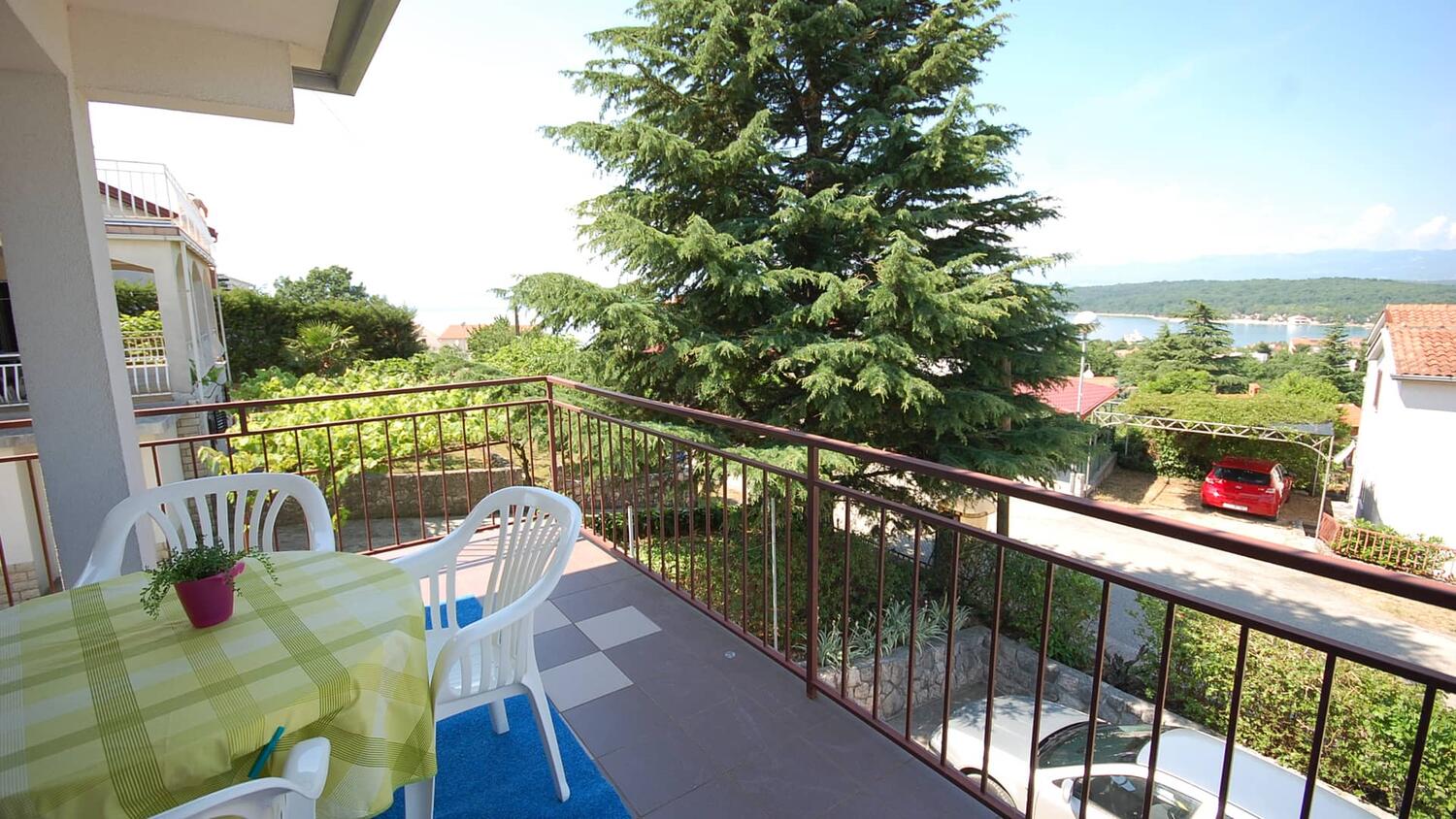 Ferienwohnungen mit Parkplatz Njivice, Krk - 21762