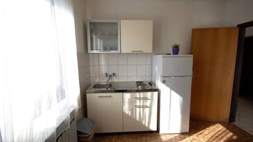 Apartments with parking space Njivice, Krk - 21762