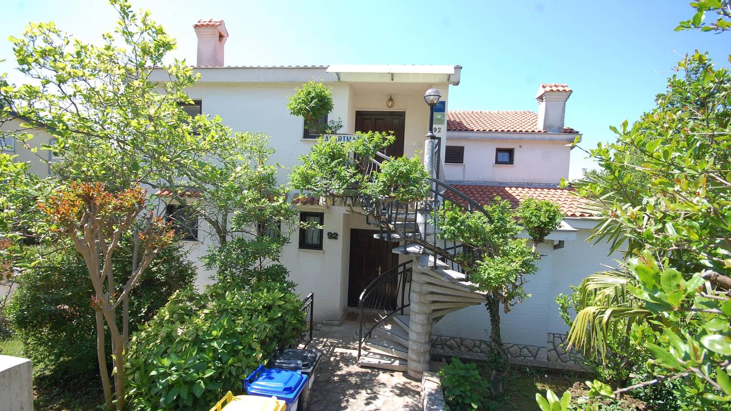 Alloggio - Appartamenti con parcheggio Gnivizze - Njivice, Veglia - Krk