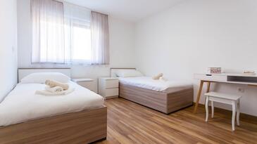 Appartementen met parkeerplaats Malinska, Krk - 21768