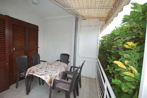 2-Zimmer-Ferienwohnung Njivice 2-Zimmer-Ferienwohnung Njivice, Krk (A-21772-a)