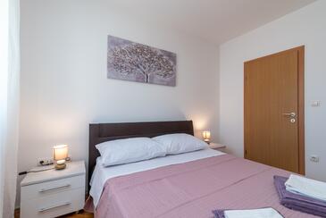 Apartment with terrace Trogir, Central Dalmatia