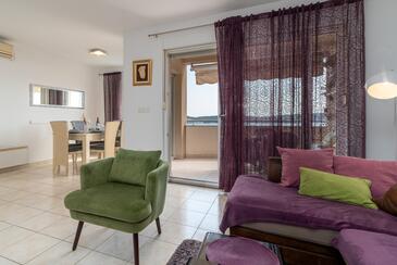 Apartment with terrace Trogir, Central Dalmatia