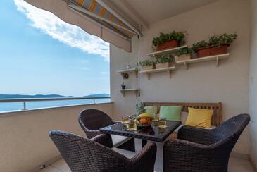 Apartment with terrace Trogir, Central Dalmatia