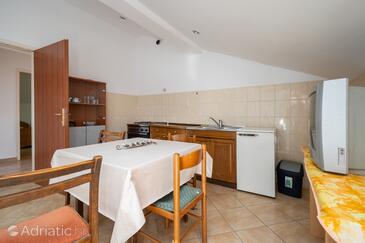 Apartamenty i pokoje z parkingiem Zadar - 21805