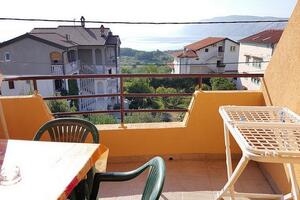 Two bedroom apartment Lopar, Rab (A-21808-a)