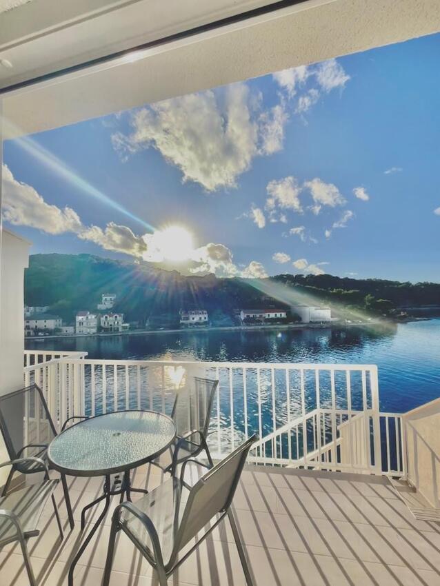Appartamenti accanto al mare Povlja, Brazza - Brač - 21810