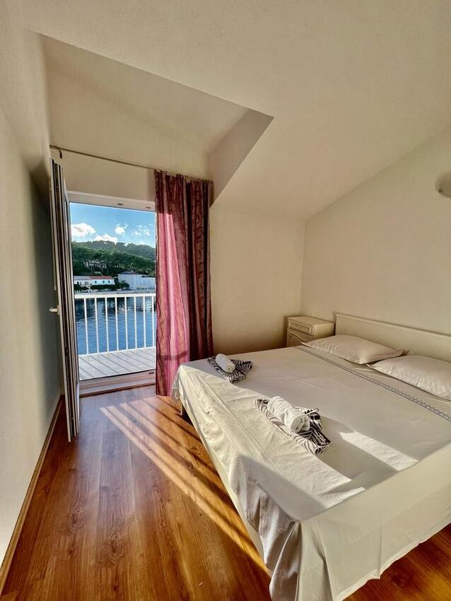 Appartamenti accanto al mare Povlja, Brazza - Brač - 21810