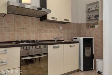 Apartamenty z parkingiem Makarska - 21823