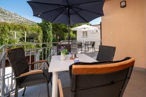 1-Zimmer-Ferienwohnung Starigrad, Paklenica (A-21824-b)