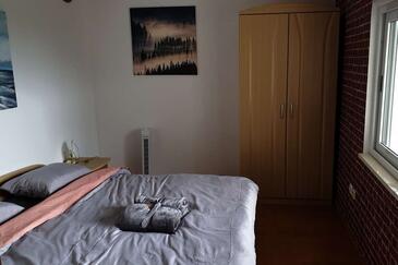 Apartmanok parkolóhellyel Kastel Stari, Kastela - 21827