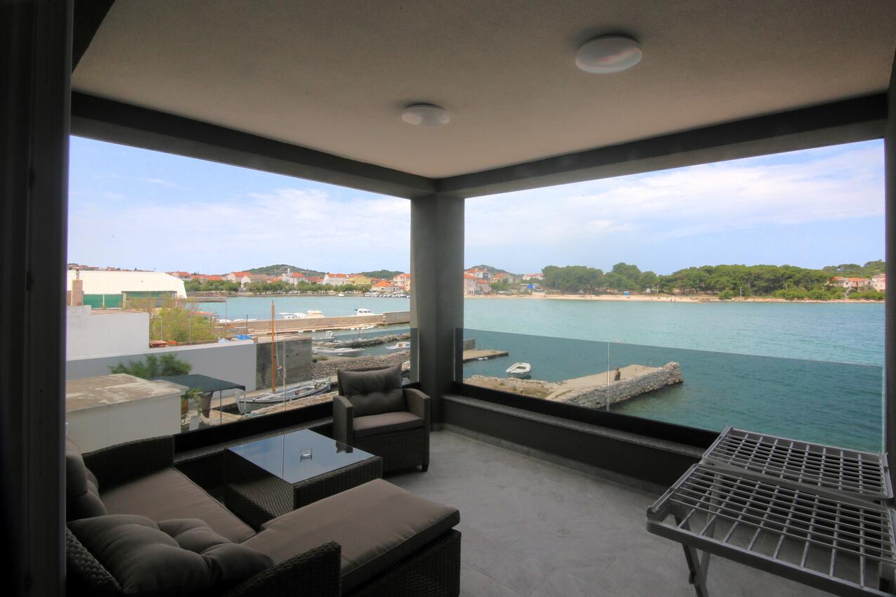 Appartamenti accanto al mare Betina, Morter - Murter - 21840