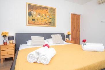 Luxusvilla mit Pool Vrpolje, Sibenik - 21843