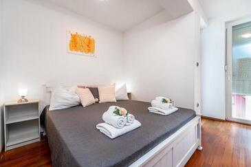 Appartamenti con parcheggio Baska, Veglia - Krk - 21847