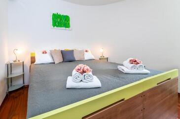 Appartamenti con parcheggio Baska, Veglia - Krk - 21847