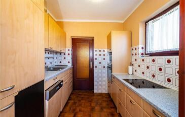 Apartmanok parkolóhellyel Ugljan - 21848