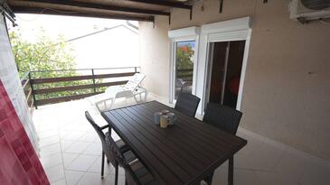 2-Zimmer-Ferienwohnung Njivice, Krk (A-21853-a(