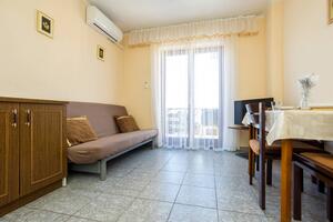 1-Zimmer-Ferienwohnung Njivice 1-Zimmer-Ferienwohnung Njivice, Krk (A-21861-b)