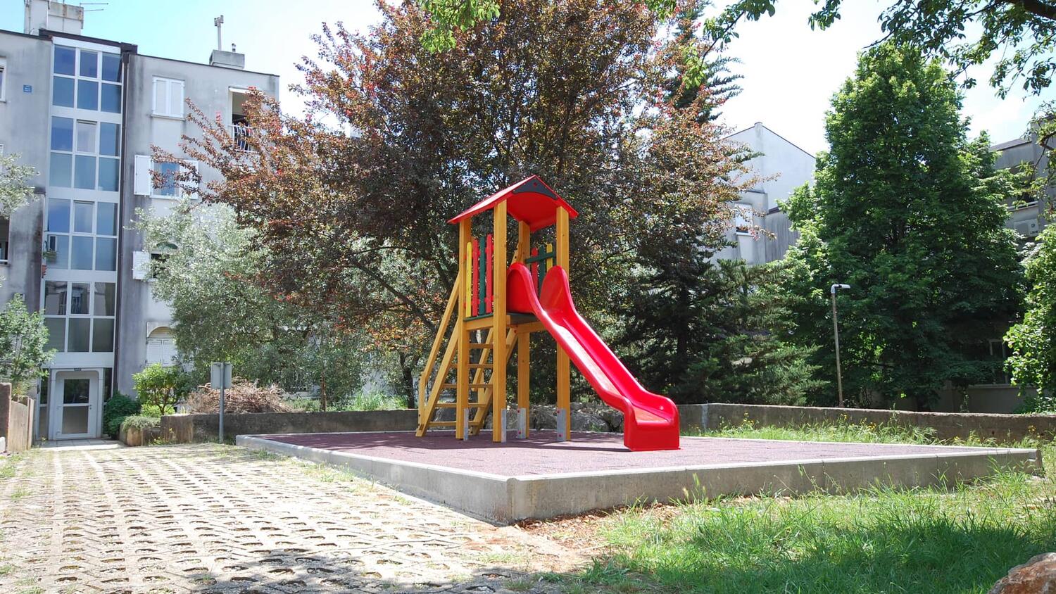 Apartmanok parkolóhellyel Njivice, Krk - 21866