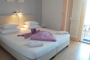Apartmaji s parkingom Hvar - 21877