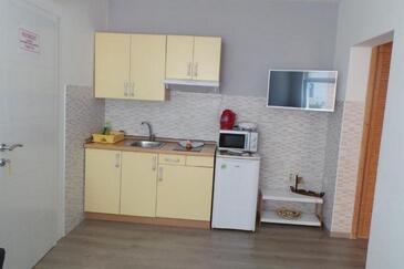 Leiligheter med parkering Hvar - 21877
