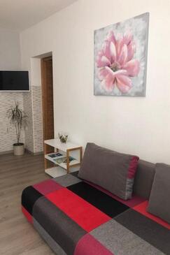 Leiligheter med parkering Hvar - 21877