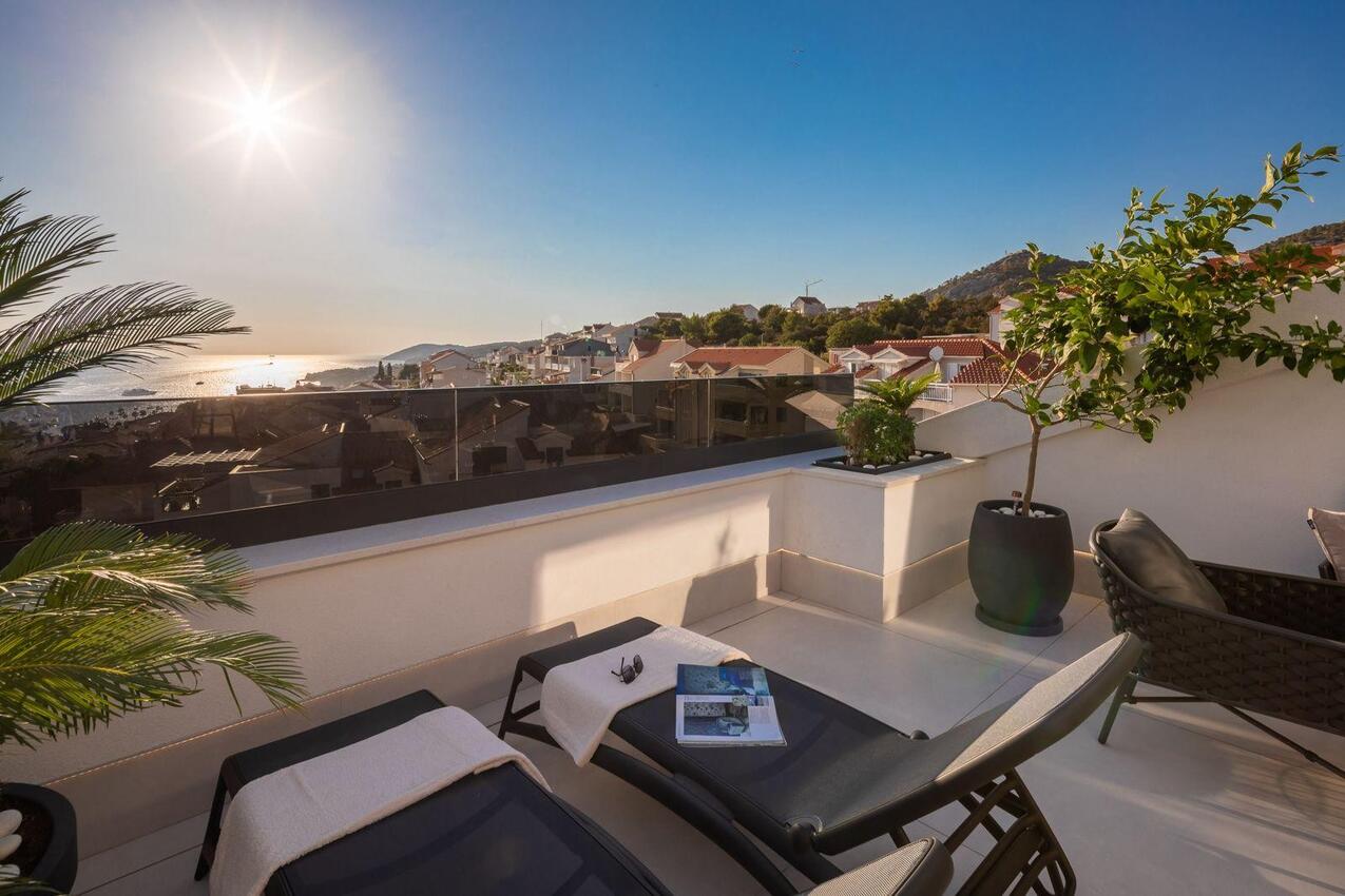 Apartments with parking spaces Hvar - 21877