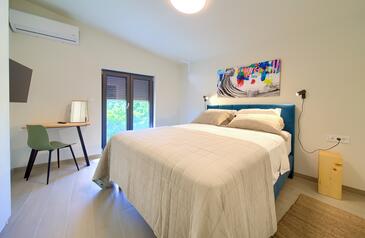 Apartmány s parkovištěm Njivice, Krk - 21889