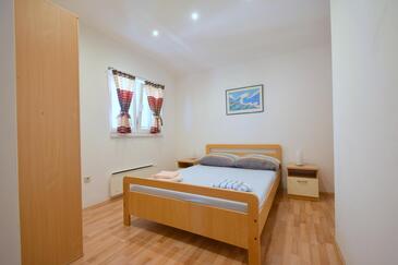 Appartamenti con parcheggio Gnivizze - Njivice, Veglia - Krk - 21902